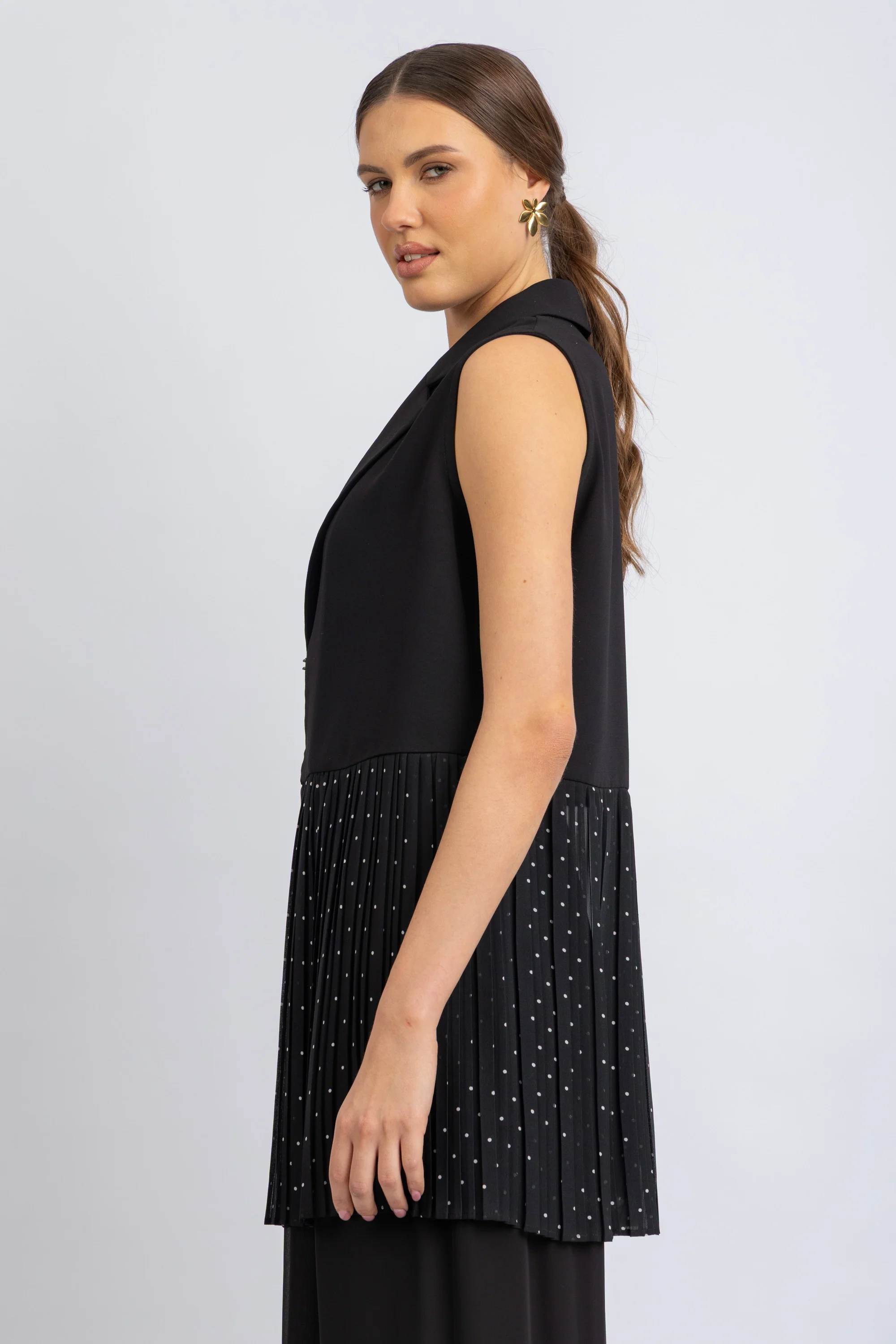 crepe vest - Image 2