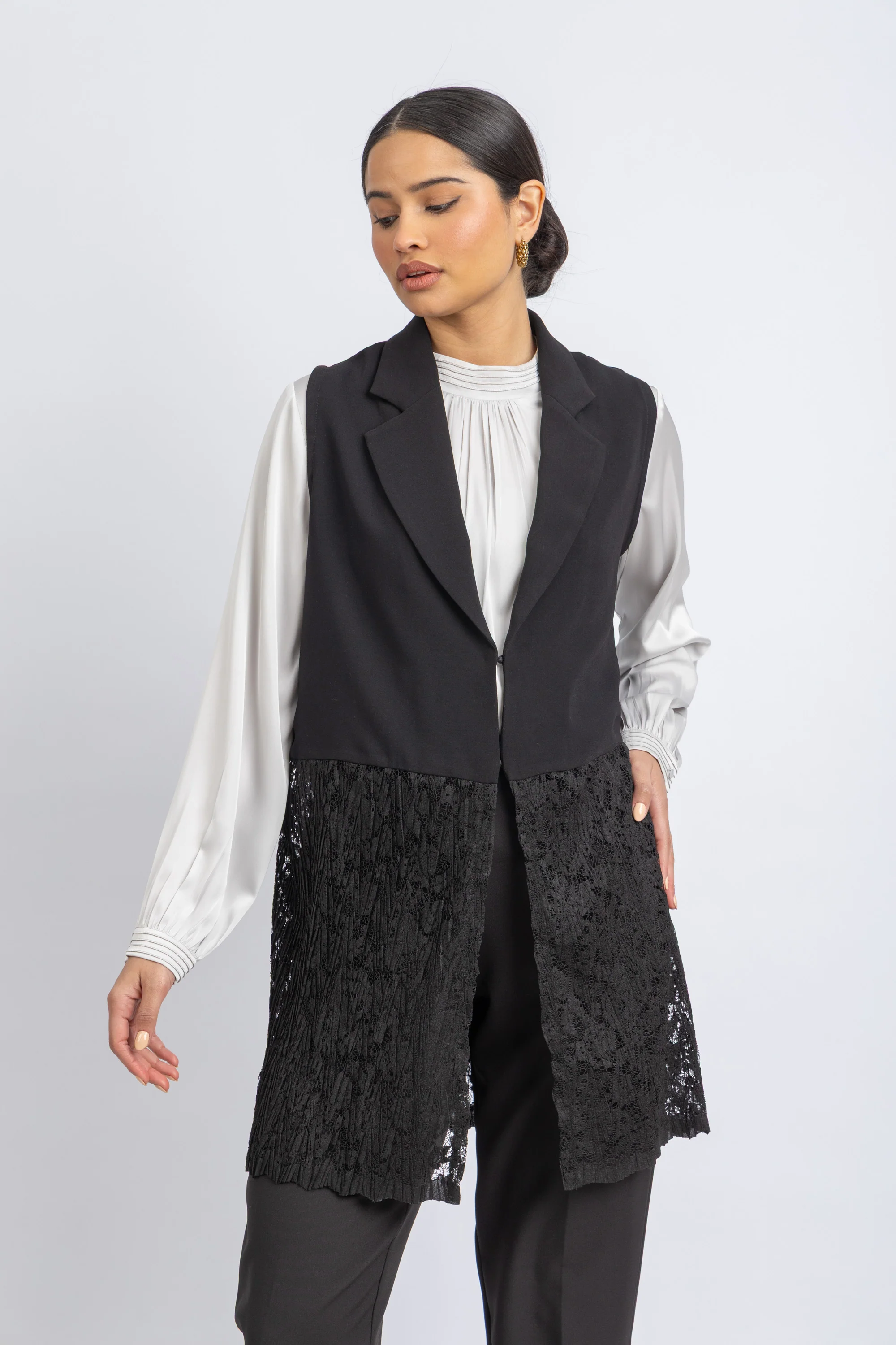 crepe vest - Image 2