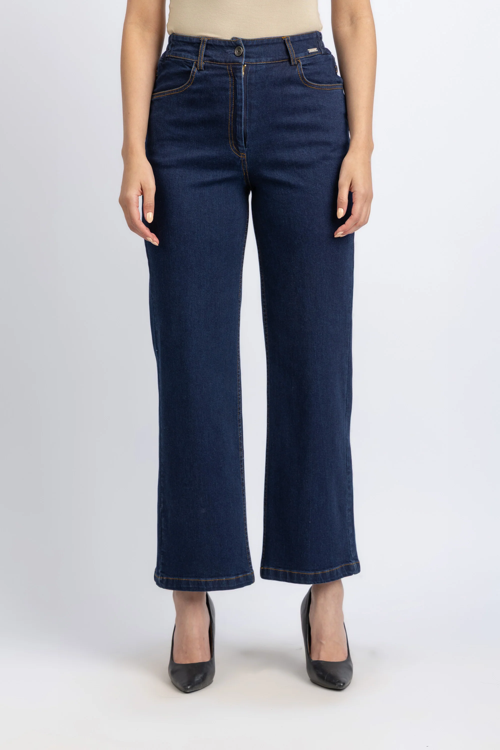 jeans pants