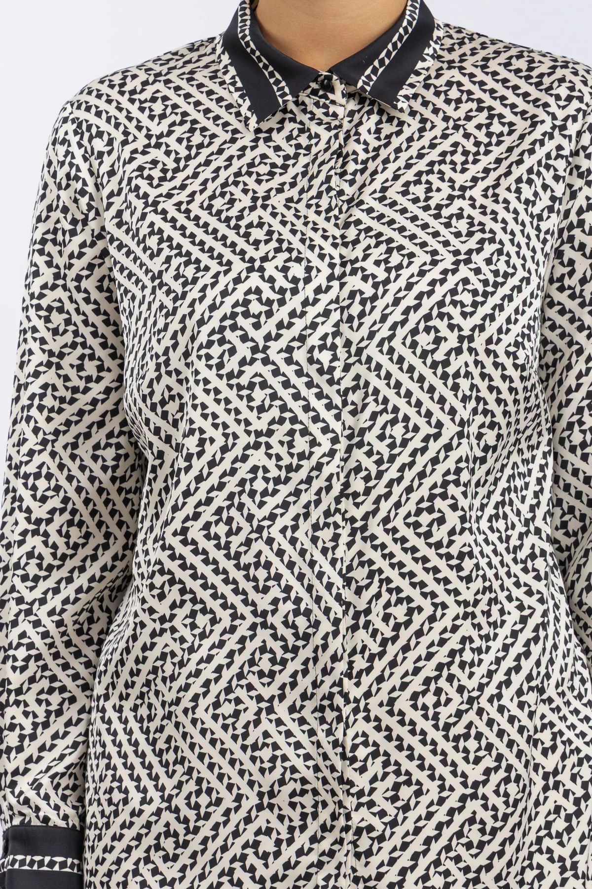satin shirt - Image 4